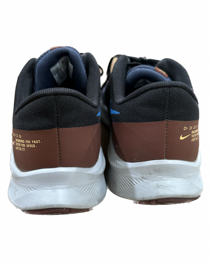 Pre-Owned Nike Quest 4 Size 11
