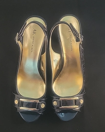ANNE KLEIN | Navy heels | 7.5M