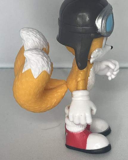 Jakks 2020-2022 Sega Sonic The Hedgehog  Tails Pilot 3 inch posable