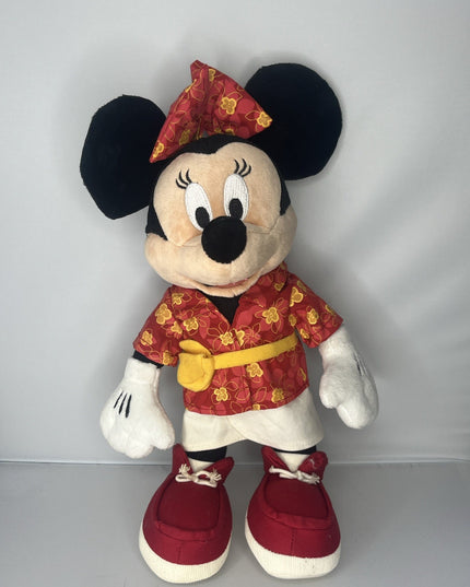 Tourist Minnie Mouse 13” - Disney