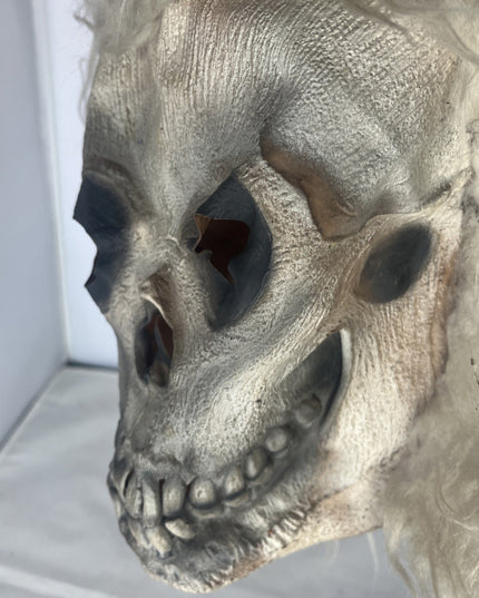 creepy halloween mask