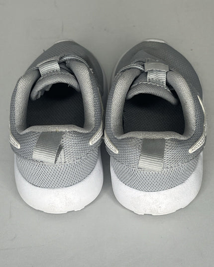 Nike Boys 6c Gray