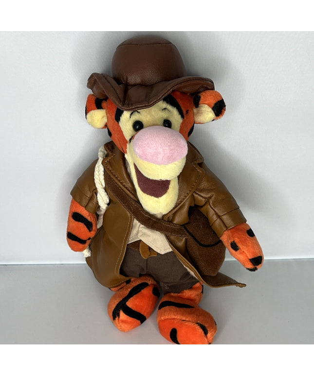 Adventurer Tigger Plush Toy Exclusive Walt Disney World 9”