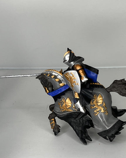 Set Of 5 Papo Knights On Horseback 2005-2014