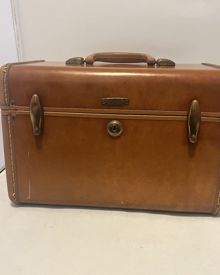 Mid-Century Samsonite 4612 Train Case...No Key!