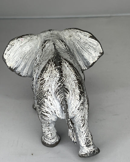 Mojo 2010 Elephant Figure
