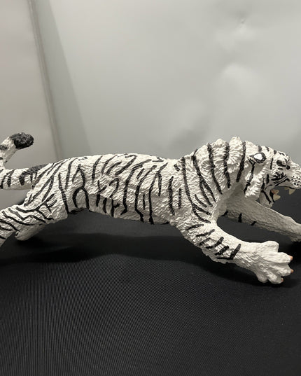 Safari Vanishing Siberian Tiger Figure Toy Diorama Model 1/10 Scale Retired 11"