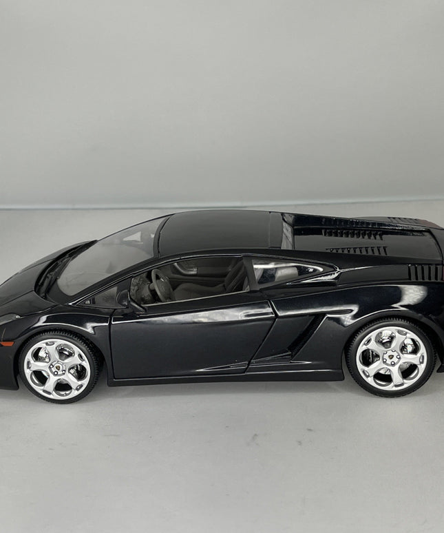 2007 Lamborghini Gallardo Superleggera - Black - 1/18 Scale By Maisto