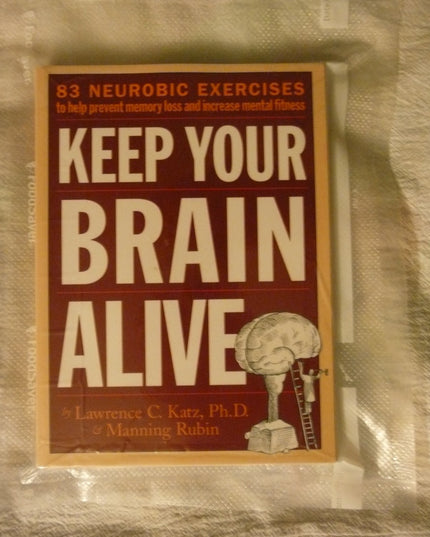 Keep Your Brain Alive: 83 Neurobic Exercises to Help Prevent Memory Loss and In