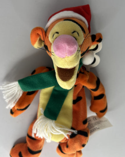 X’mas Tigger Plush 9” NWT