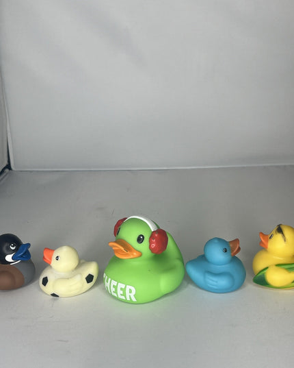 Set Of 5 Assorted Rubber Ducks