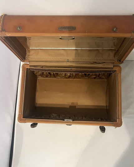 Mid-Century Samsonite 4612 Train Case...No Key!