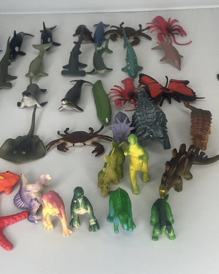 Lot of 60 Unbranded 1” Animal Figurines