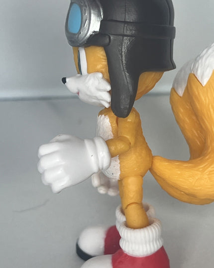 Jakks 2020-2022 Sega Sonic The Hedgehog  Tails Pilot 3 inch posable