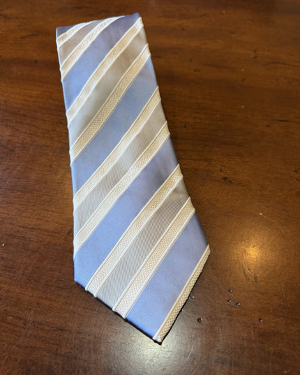 DONALD TRUMP Signature Collection Silk Necktie STRIPED Blue And Silver.