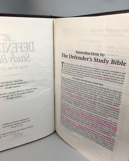 The Defender's Study Bible, King James Version