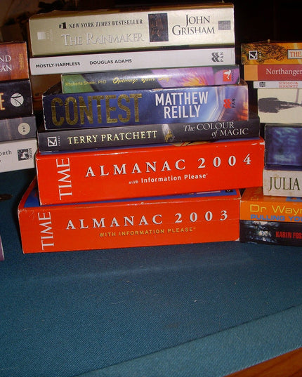 It's All Too Much: An Easy Plan for Living a Richer Life with Less Stuff