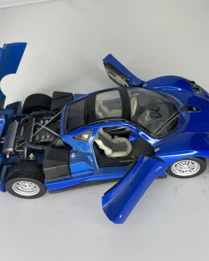 Motor Max 1/24 Scale Loose Die-Cast Pagani Zonda C12 Blue Car