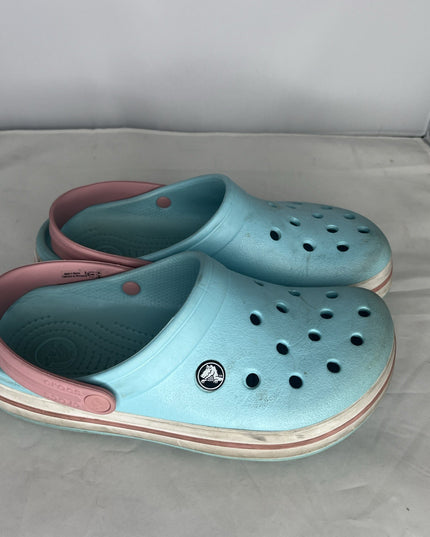 Light Blue Women’s Crocs Size 8