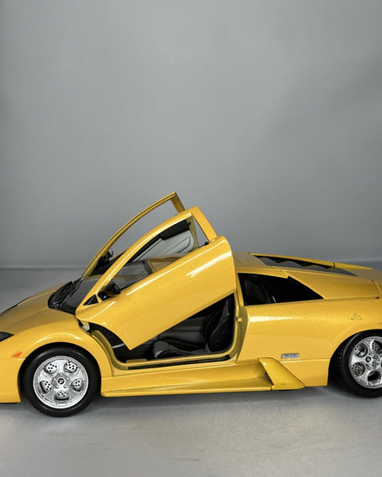 Burago Lamborghini Murciélago Car - Yellow - Scale 1/18 - Made In Italy