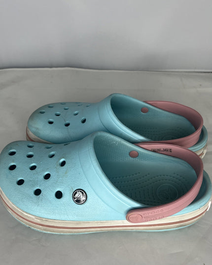Light Blue Women’s Crocs Size 8