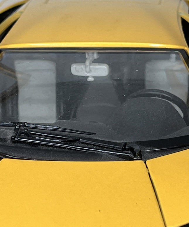 Burago Lamborghini Murciélago Car - Yellow - Scale 1/18 - Made In Italy