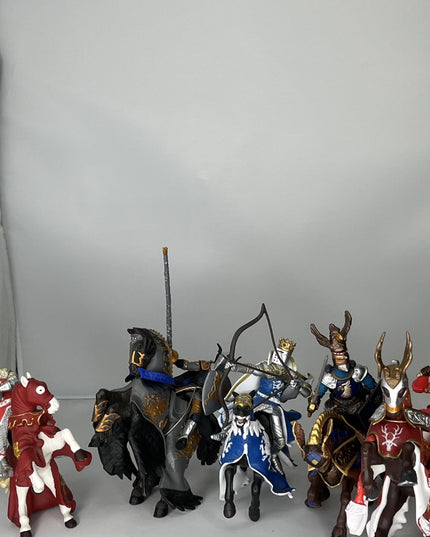 Set Of 5 Papo Knights On Horseback 2005-2014