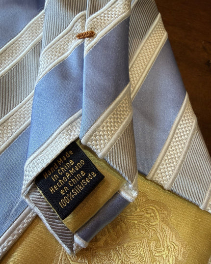 DONALD TRUMP Signature Collection Silk Necktie STRIPED Blue And Silver.