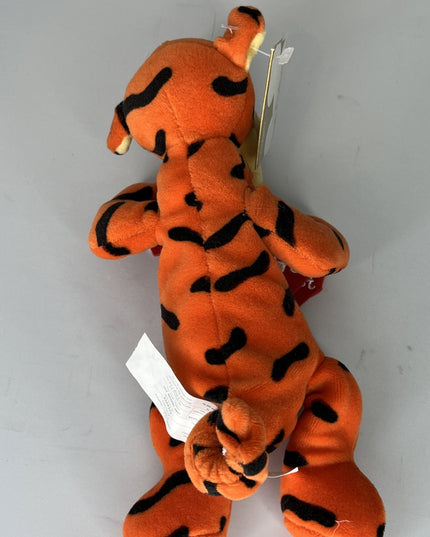 Disney Father’s Day Tigger 9” NWT