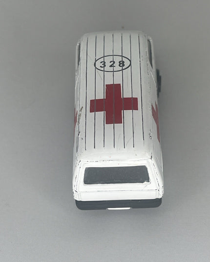 Vintage Maisto #328 Ford Econovan Red Cross Ambulance White Die Cast