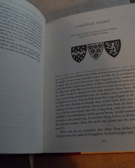 The Story of King Arthur and His Knights (Union Square Kids Unabridged Classics)
