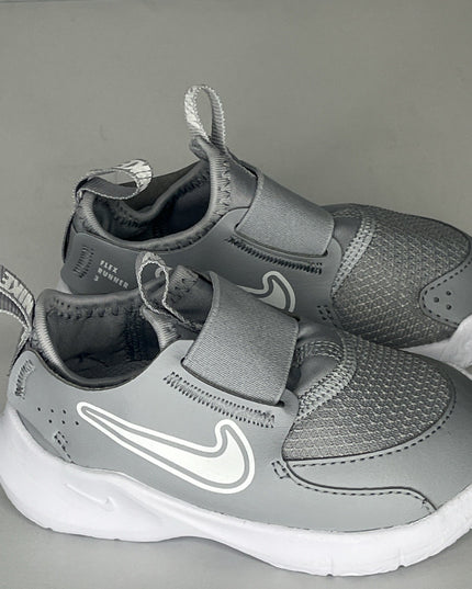 Nike Boys 6c Gray