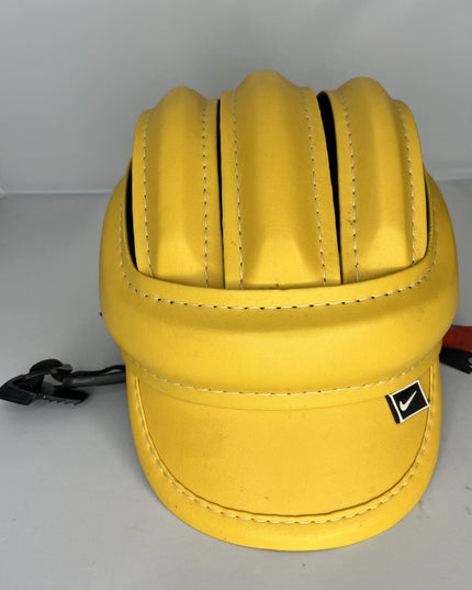 Nike Trí-Liêu Helmet - Yellow