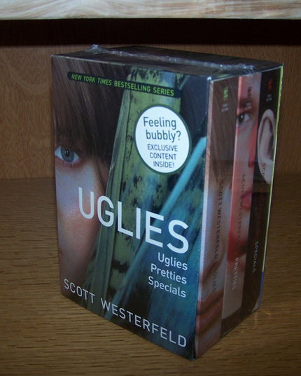 Uglies (Boxed Set): Uglies, Pretties, Specials (The Uglies)