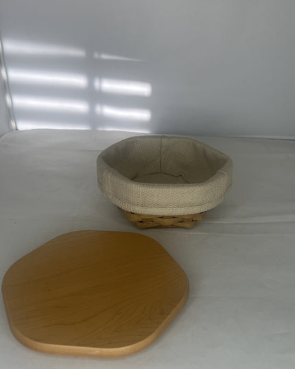 longaberger basket handwoven - Dresden, Ohio - 2003