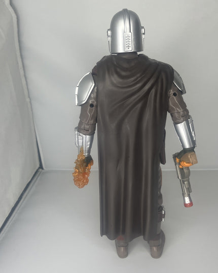 Star Wars The Mandalorian Talking Action Figure 14” Poseable Disney Store Works