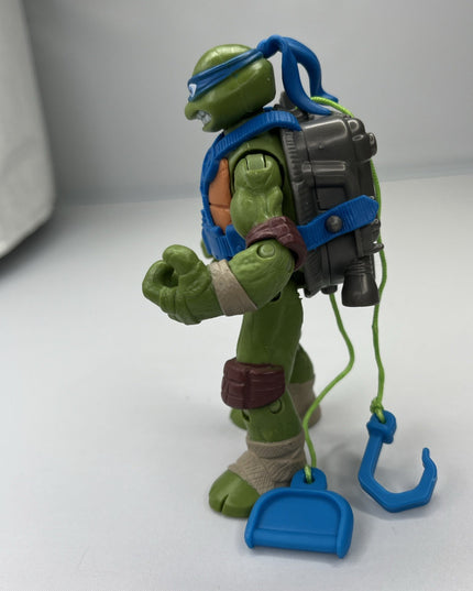 Teenage Mutant Ninja Turtles Spyline Leonardo Figure 2016 Playmates Toys