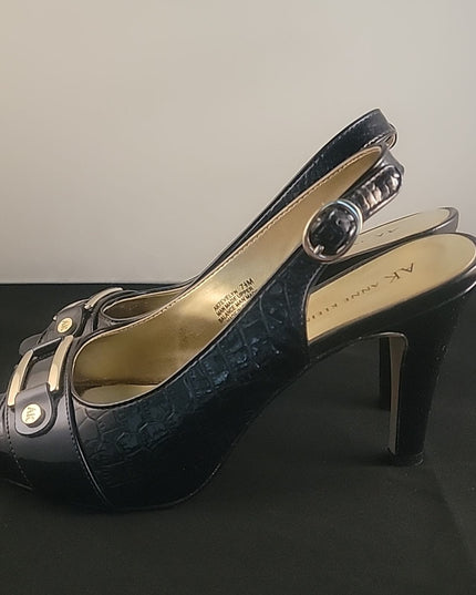 ANNE KLEIN | Navy heels | 7.5M